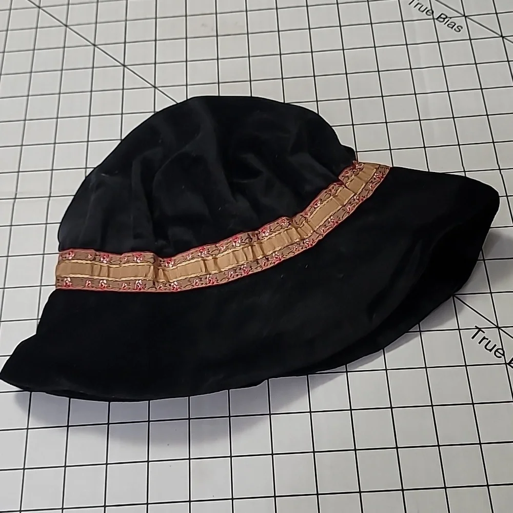 Girls American Girl Rebecca‎ Black Velvet Bucket Hat - Gently pre-loved